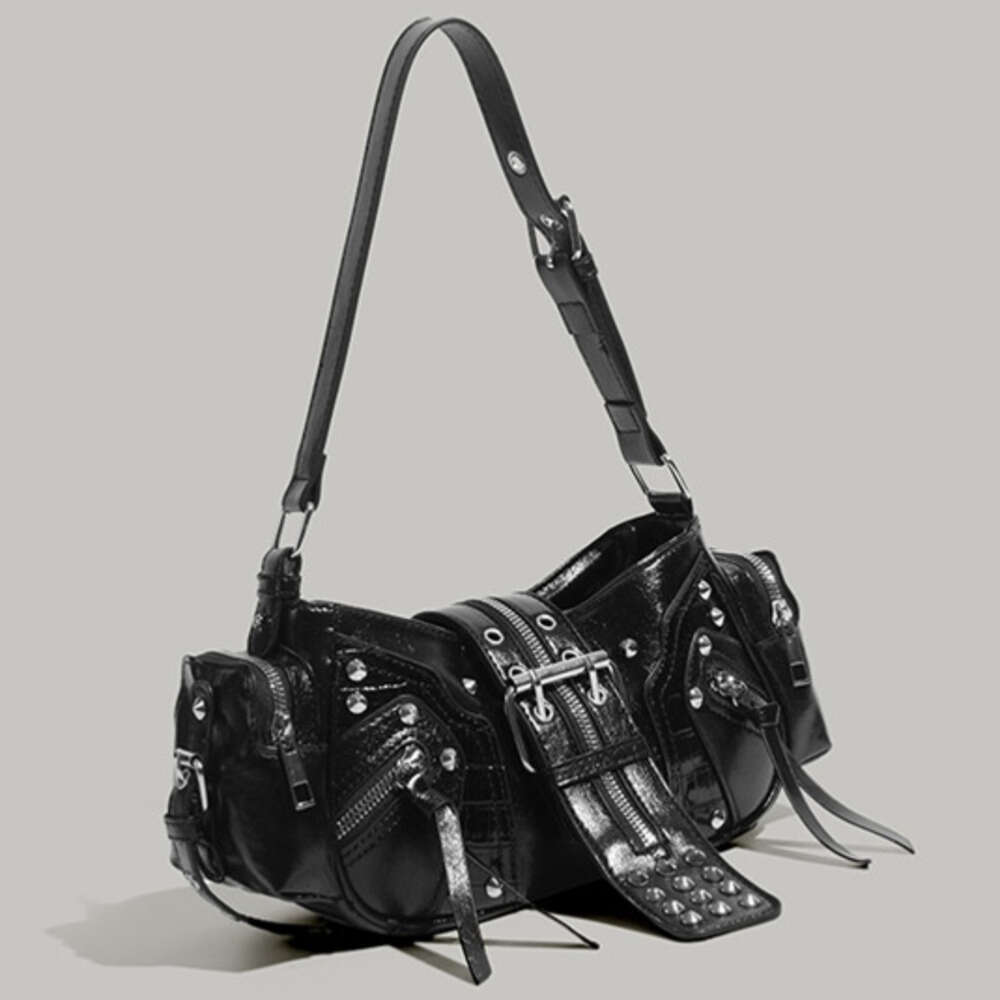 New Autumn Winter Shoulder Crossbody High end Versatile Underarm Studded Motorcycle Bag