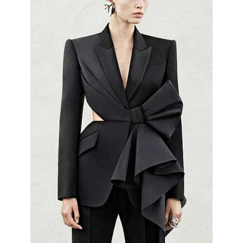 Designer Clothing 2025 TWOTWINSTYLE Solid Spliced Bowknot Hollow Out Blazer For Women Notched Collar Long Sleeve Tunic Temperament Blazers Female New