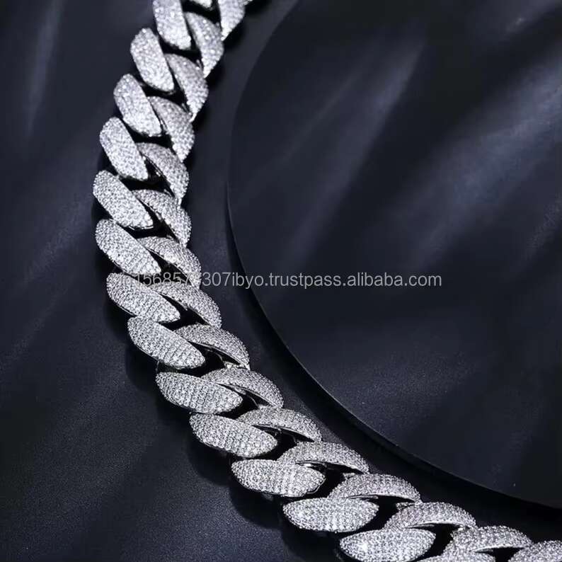 Miami Cuban Link Chain with Moissanite Diamond Customized Iced Out Necklace at Wholesale Rate Hot Selling Custom Design Jewelry