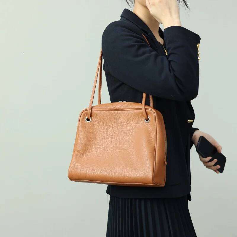 Genuine Leather Crossbody Bags Women Designer Handbag Soft Cowhide Shoulder Bag Suitable For Working And Traveling