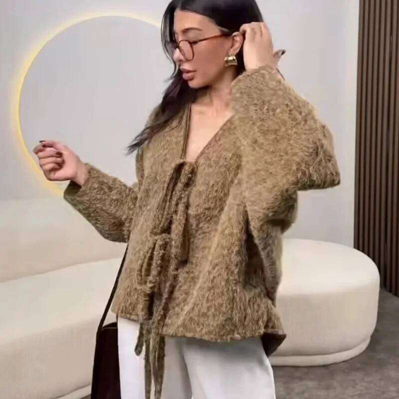 Lady Thick Tweed Jackets 2024 Fall Fashion Lace Up Urban Coats In Outerwears Autumn Coat Elegant And Pretty Women Cardigan
