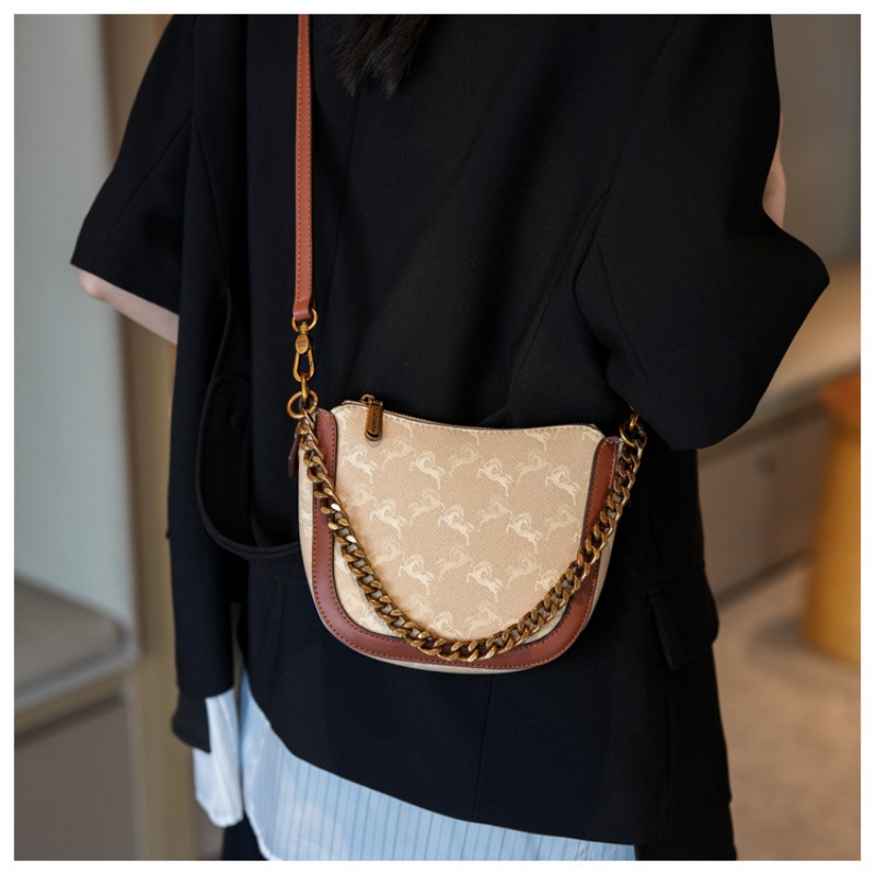 2025 free shipping women's designer luxury new chain bag, printed bucket bag, fashionable shoulder crossbody bag