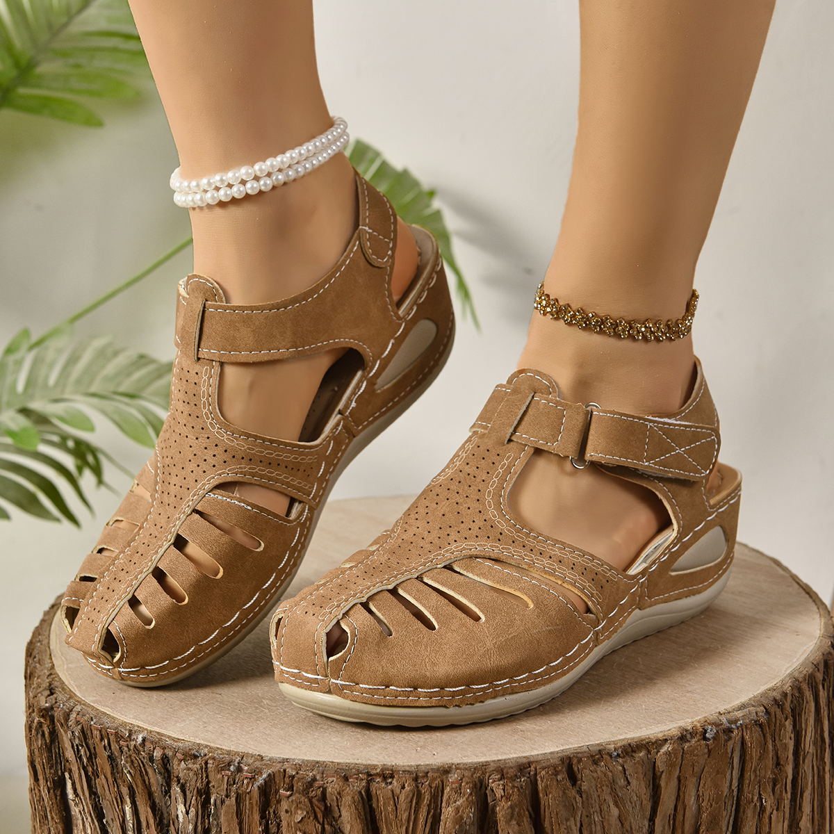 022-Women's Summer Fashion Classic Cave Shoes Thick Round Toe Oblique Heel Octopus Sandals Foreign Trade Plus Size Retro Toe Sandals