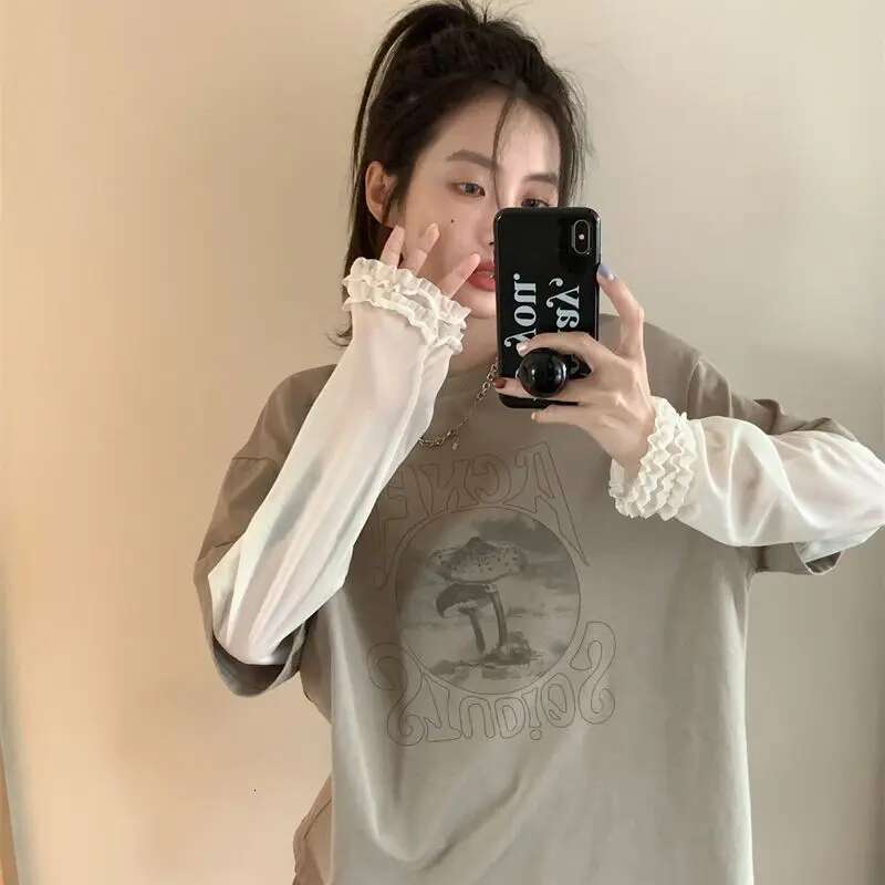 Female Tops Tshirts 2025 With Print Grey Graphic Loose Womens T Shirts Offer Elegant Classy Clothes Aesthetic Funny New In Tees