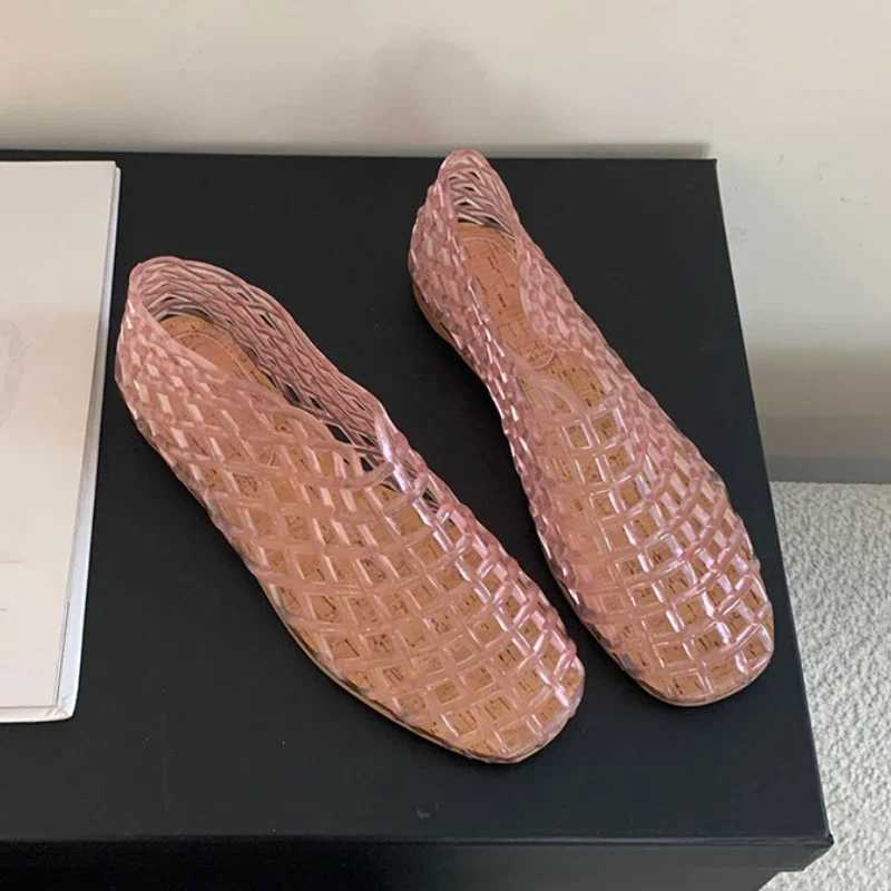 Summer Jellies Shoes Women Fashion Transparent Mesh Hollow Out Beach Shoes Ladies Flat Sandals Colorful Round Toe Jelly Sandals Z250617