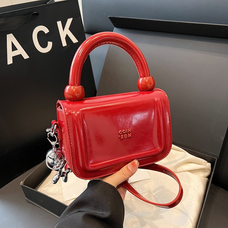 Top quality Brand High Quality New Style 2025 New Fashion Bag Small Square Bag Designer Exquisite Handbag Small Shoulder Crossbody Bag New Free Delive