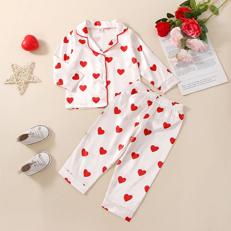Kids Girl Pajamas Sets Fall Winter Casual Loungewear Sleepwear Baby Girl Long Sleeve Buttons TopsPants LoveHeart Print Pajamas 250617