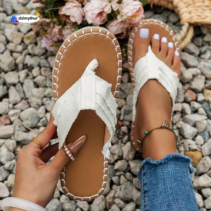 Summer New Style Flip-flops for Women Fashionable Flat-soled Grass Woven Thong Beach Shoes Large Size Sandals For Outer Wear ddmythur