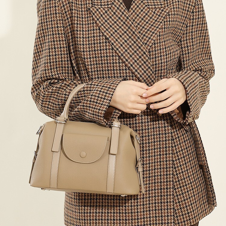 Free Shipping Versatile Handbag For Women Genuine Leather Commuter Shoulder Bag Luxury 2025 New Style Designer Bags Textured Bag Handbag