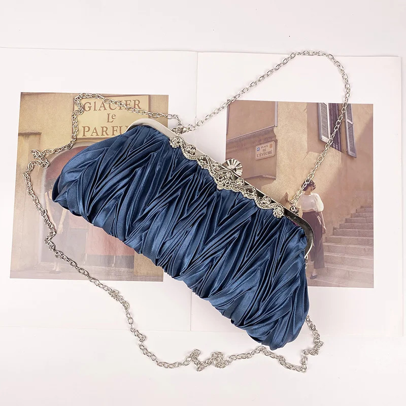 pleated dinner bag celebrity banquet clutch one shoulder crossbody chain highend versatility trendy bag 250614