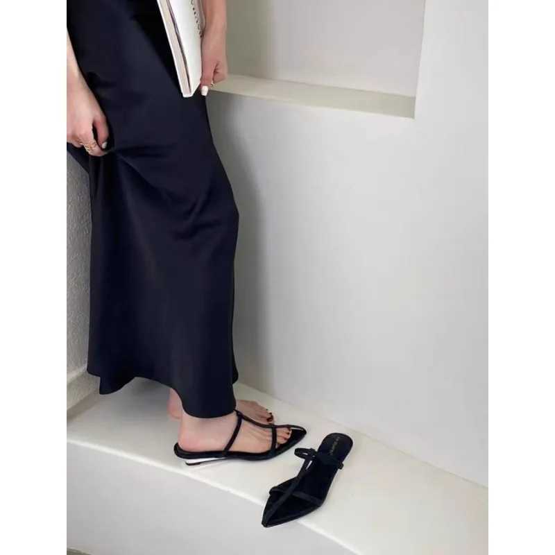 2025 Women Sandals New Fashion Narrow Band Flat Heel Pointed Toe Ankle Shoes Ladies Gladiator Shoes Z250617
