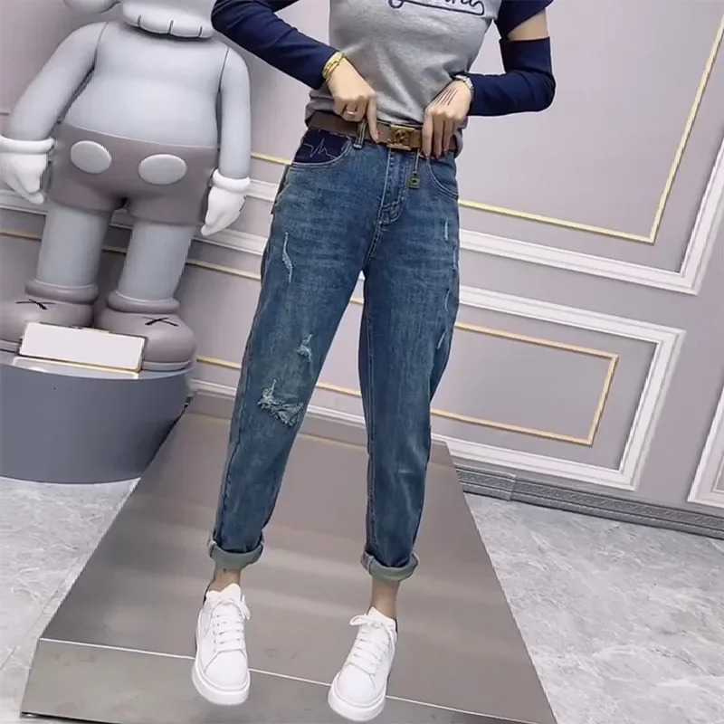 Plus Size Plus Size Womens High Waist Harlan Denim Jeans Spring 2025 Color Block Hole Elastic Slimming Dad Pants Big Sister MM 250609
