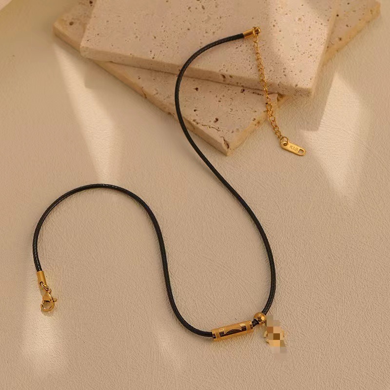 Fashion Small Fragrance Pendant Handwoven Durable Black Collarbone Sweater Chain Necklace Hanging Rope Wax Cord Jewelry