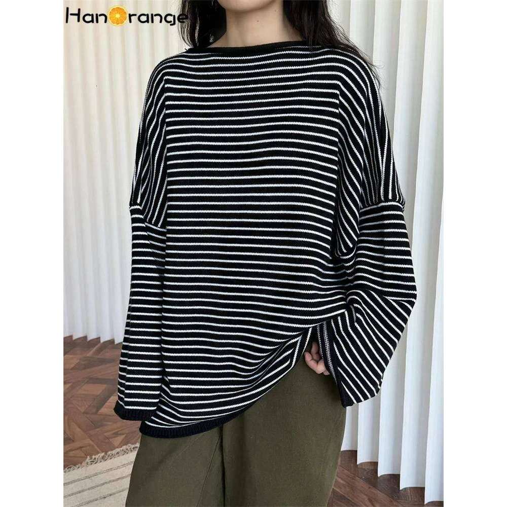 HanOrange 2025 Early Spring Fashion Striped Knitted Sweater Women Comfortable 3D Silhouette Knitting Top Black White/Blue White