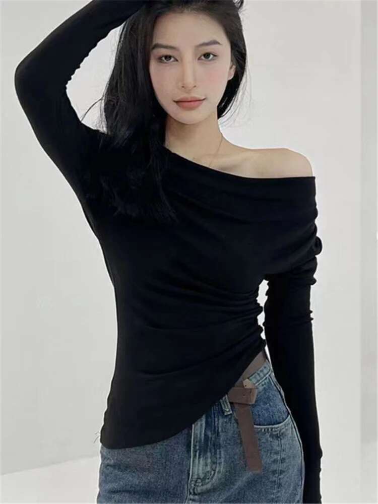 Women Black Tshirt 2025 Off Shoulder Yellow Woman T-shirt Sexy Clothing Tall Korean Fashion Top for Goth Emo Polyester Old O Tee