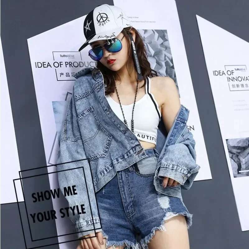2025 New Arrivals Korean Spring Autumn Cowboy Coat Woman Low Cost Designer Cowgirl Clothing Streetwear In Denim Jacket for Women