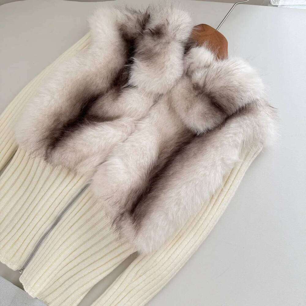 2024 Autumn and Winter New Slim-fit Sweaters Women's Tops Small Fragrant High-end Wool Splicing Knitted Cardigan Jackets