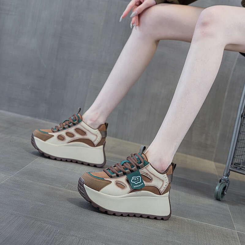 Platform Height Increasing Dad Sneakers 2025 Spring Internet Celebrity Hot Casual Fashion Versatile Sports New Shoes For Petite Women