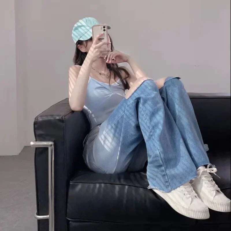 With Holes Trousers Straight Leg Gradient Womens Torn Jeans Aesthetic Korean Fashion New In 2025 Basics Cowboy Pants for Woman