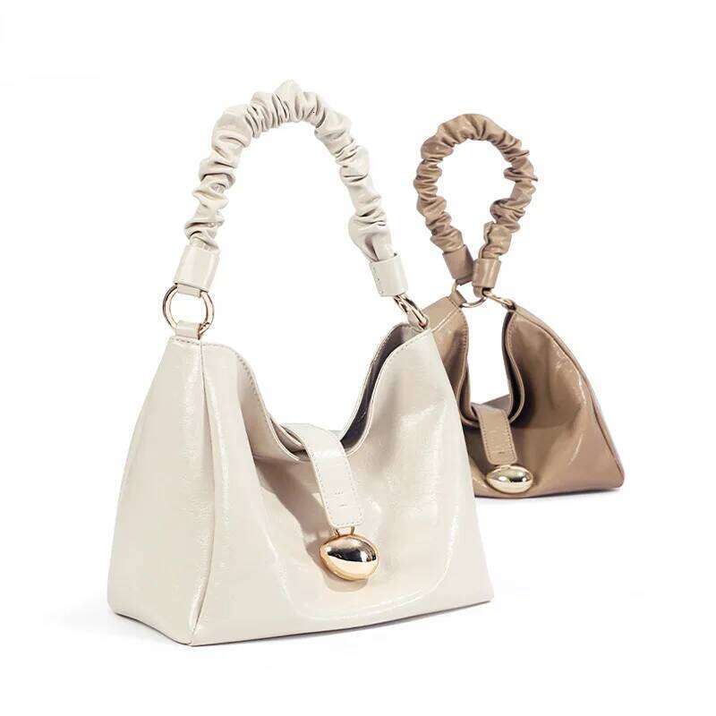 Shoulder Bag For Women New Fashion Soft Cow Leather Versatile Commuter Crossbody Bags Small Square Handbag Design Sense Handle