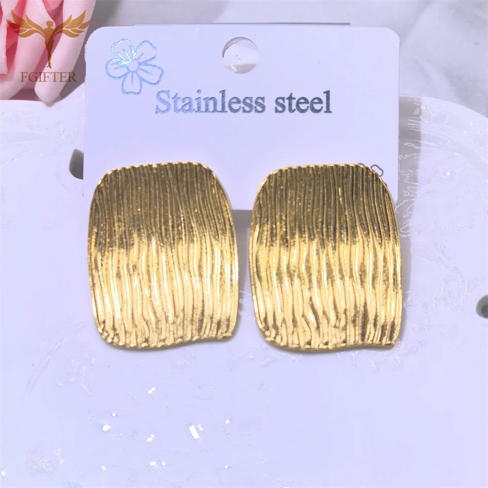 1 Pair Golden Stainless Steel Earrings for OL Women Simple Geometric Square Stud Earings Fashion Aesthetic Jewelry aretes Gift 250610