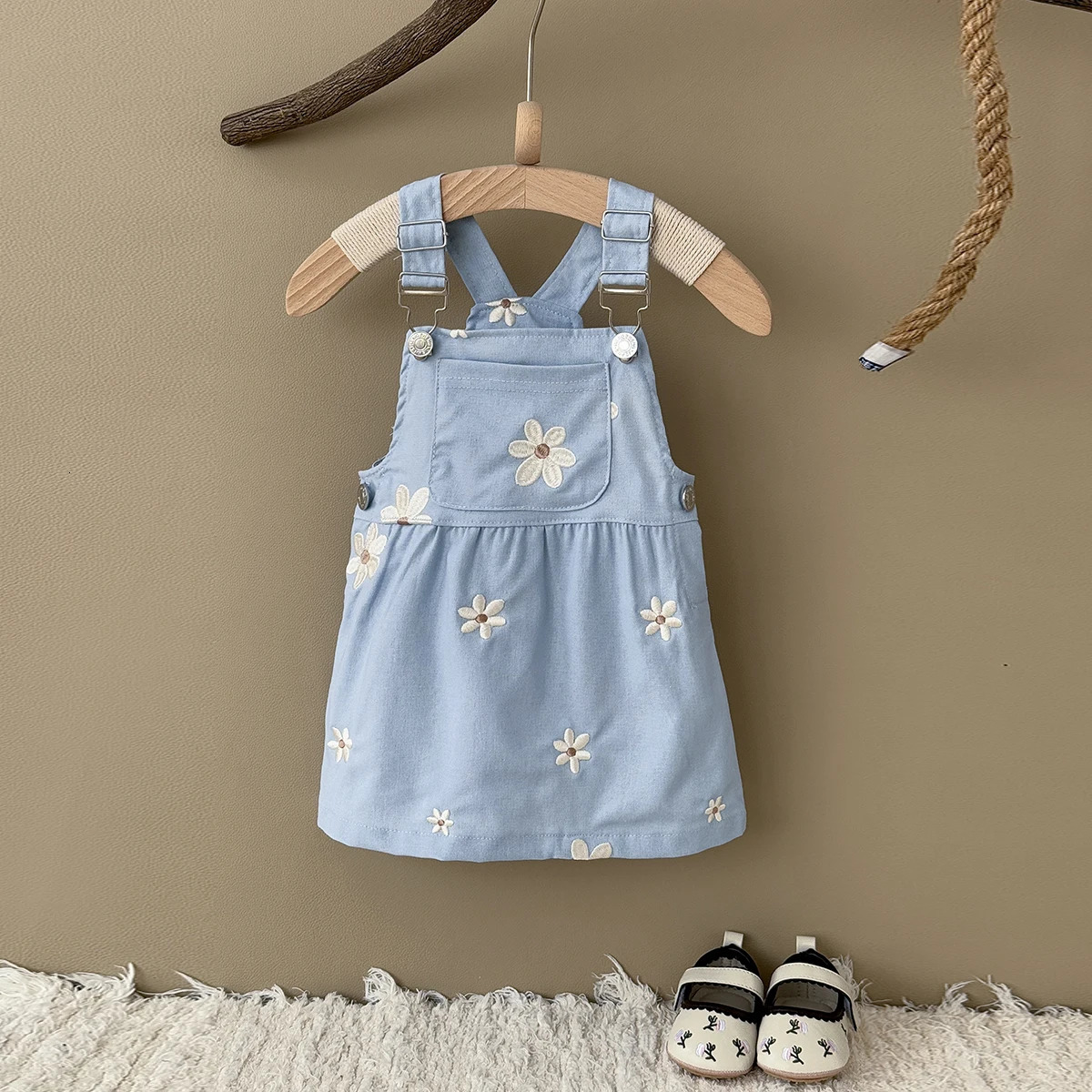 Toddler Infant Girls Denim Dresses Flowers Embroidery Strap Knee-Length Kids Dresses One-piece 0-3 Years Overall Girl Clothes 250617