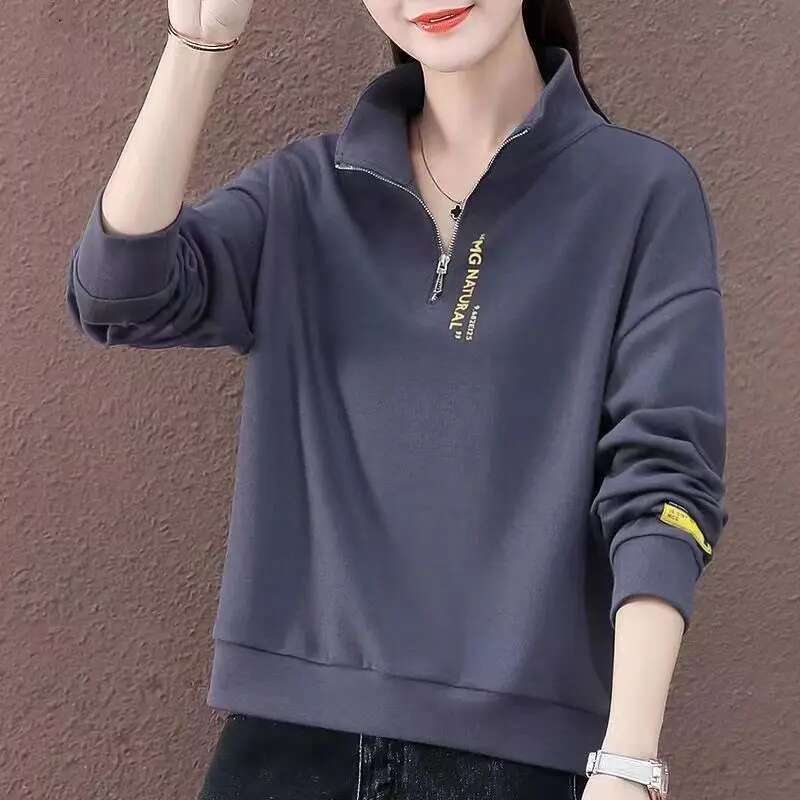 Red Pullovers Full Zip Up Woman Clothing with Zipper Womens Sweatshirt High Quality Trend Novelty Top Dropshiping New in 2000s