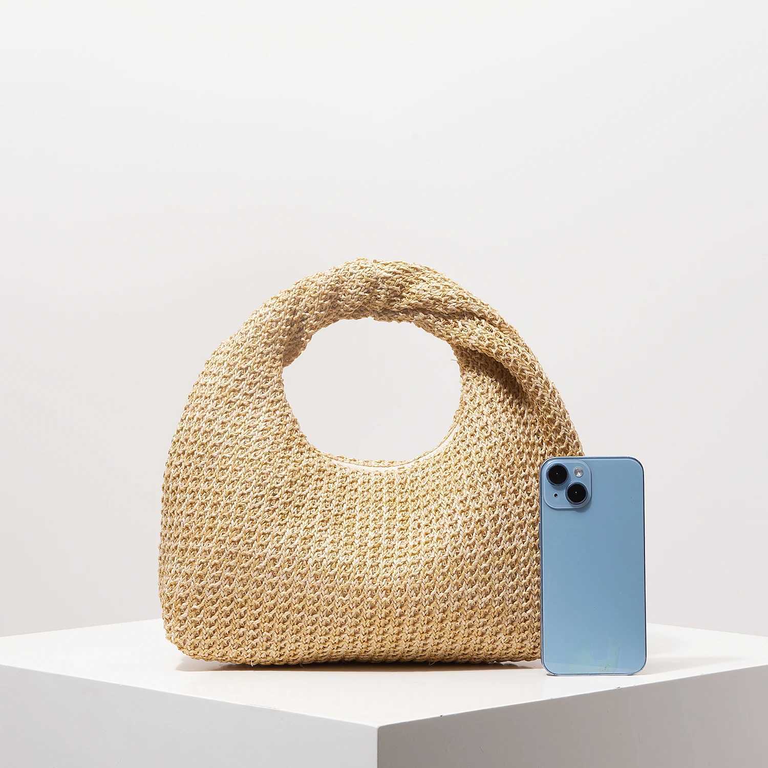 Fashionable Pleated Straw Bag Boho Beach Bags For Women Premium Style Tote Bags For Ladies Holiday Outfits Travel Must Haves Z250617