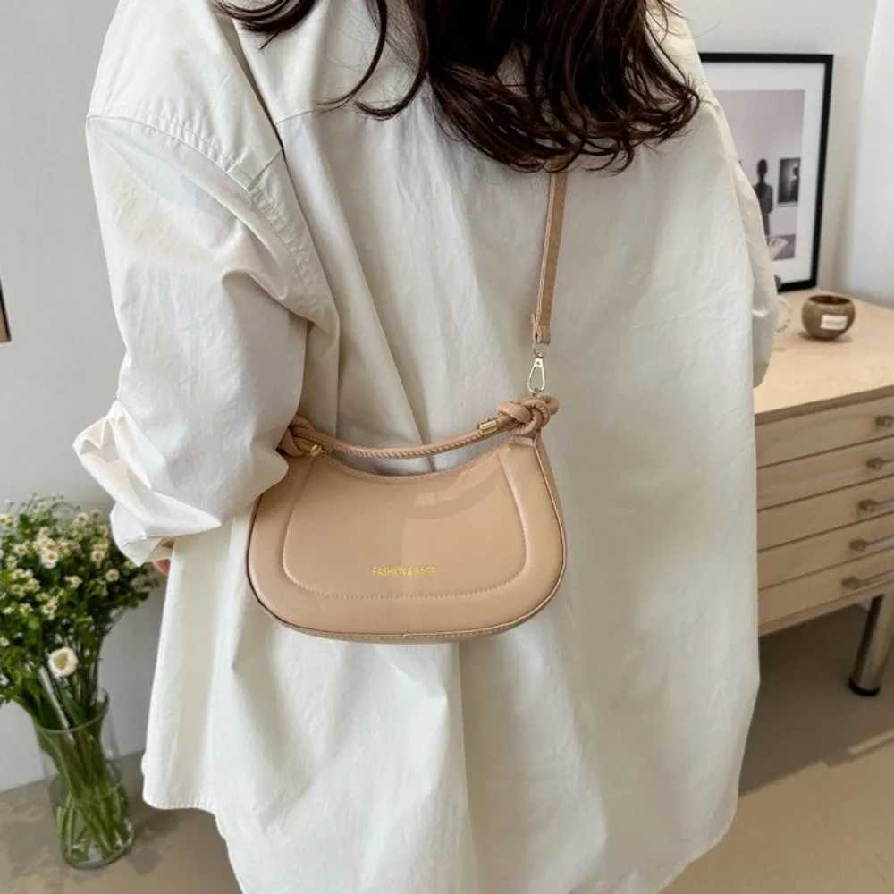 Elegant Zipper PU Leather Shoulder Bag Korean Style Handheld Crossbody Bag Small Square Bag Phone Bag Women Handbag Daily Z250617