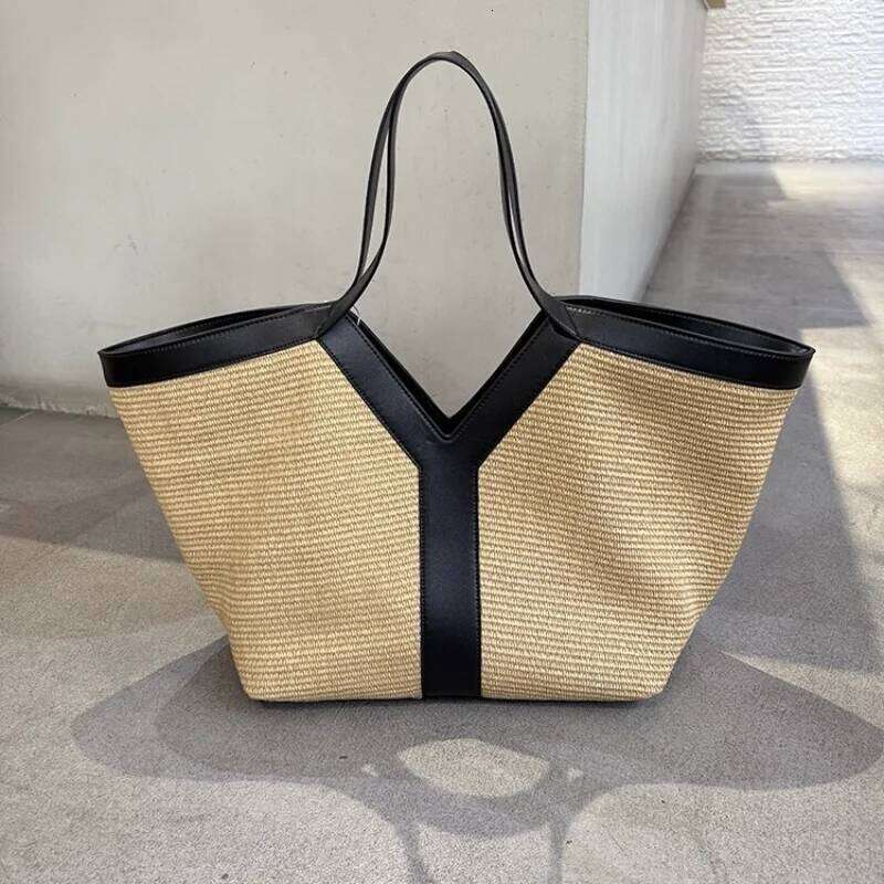 Y-Shaped Design Shoulder 2025 Brand Seaside Beach Vacation Travel Hollow Straw Large Capacity Tote Bag Casual Light Handbag