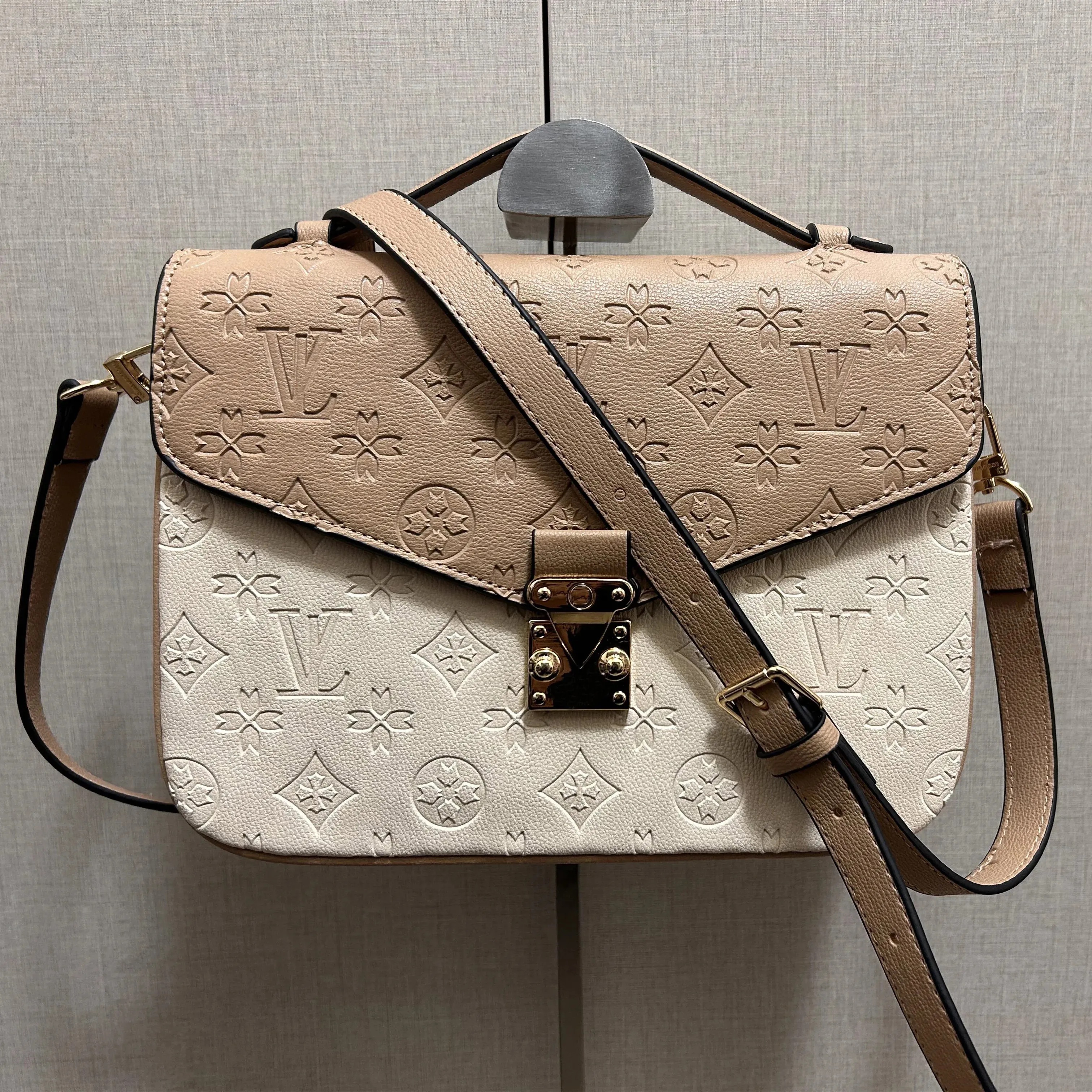 Designer Bags Women Flap Embossed Flower Handbag METIS Purse Lady Messenger Bag Letter Shoulder Bags backpack Female Crossbody Women Totes Bag Clutch wallet