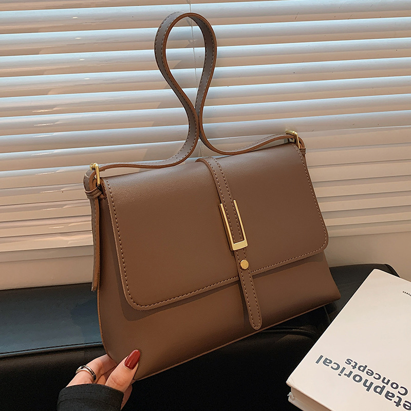 Top brand high-quality new free designer bag retro fashion simple 2025 new fashionable elegant shoulder bag popular crossbody bag new free designer ba