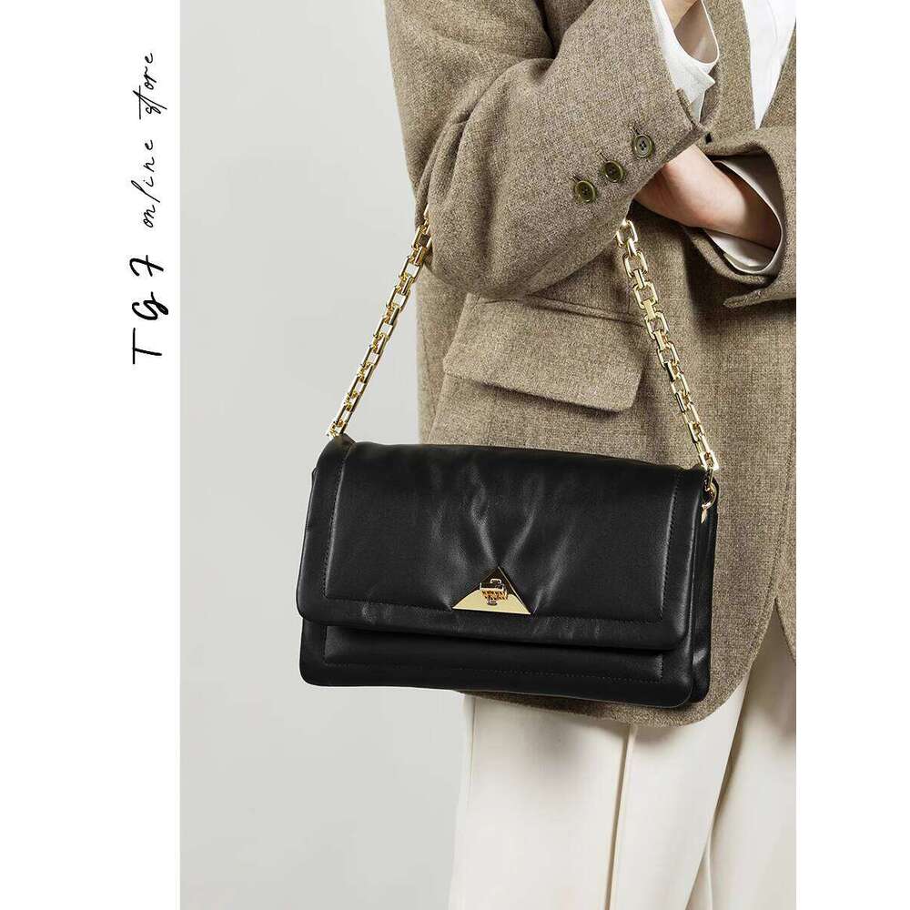 Trendy Bags for Women New High End Niche Design Soft Leather Shoulder Crossbody Chain Bag