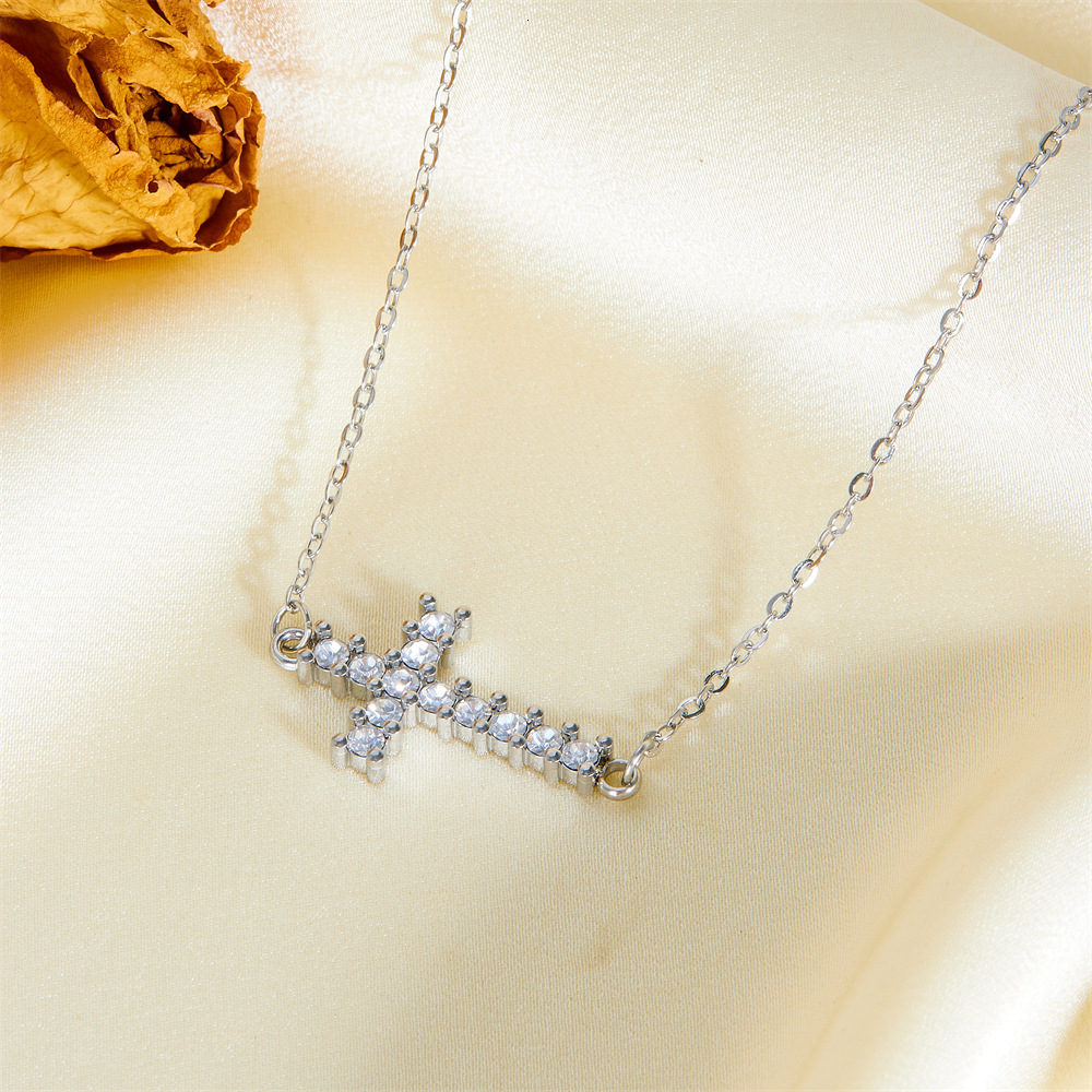 Fashion Minimalist Style Personality Dia-Studded Cross Necklace for Women Titanium Steel High-End