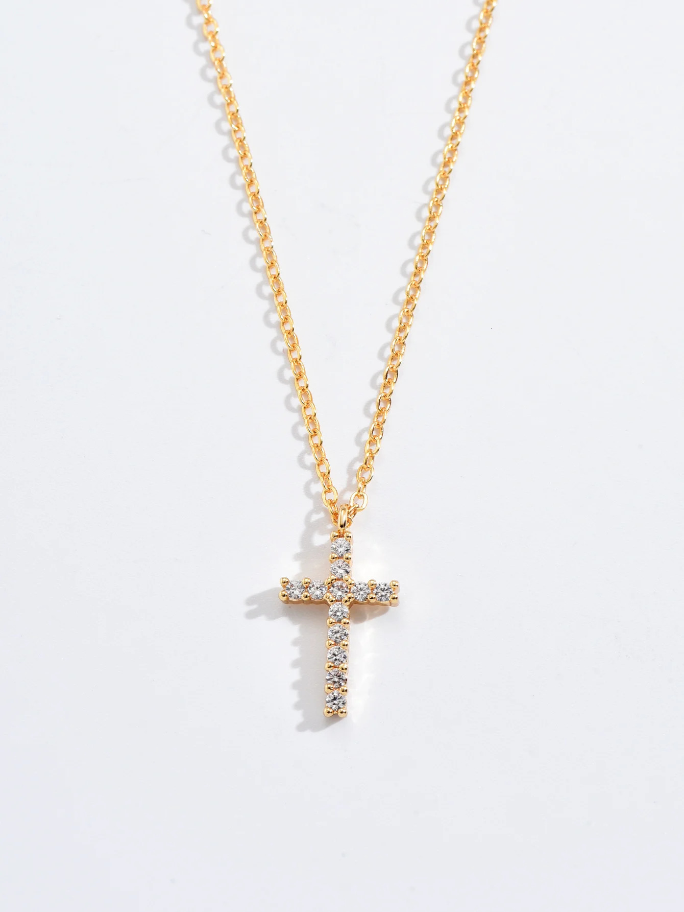 Fashion Zircon Inlaid Cross Necklace Pendant Jewelry for Women Gold Color Long Clavicle Chain Necklaces 250616