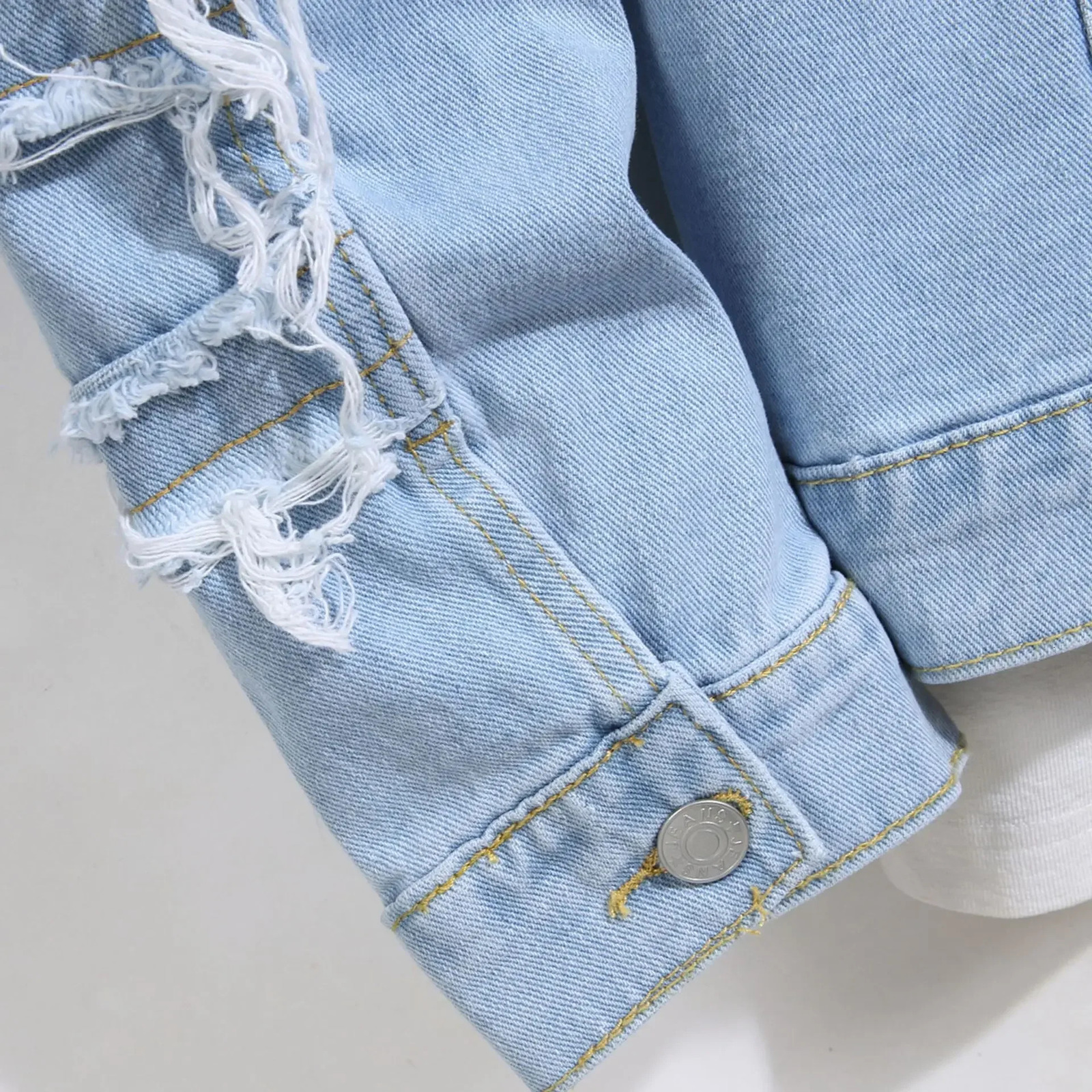 Denim Coats Jackets Men Turn Down Collar Full Sleeve Jacket Casual Regular Single Breasted Slim Fit Simple Coat Autumn Winter 250616