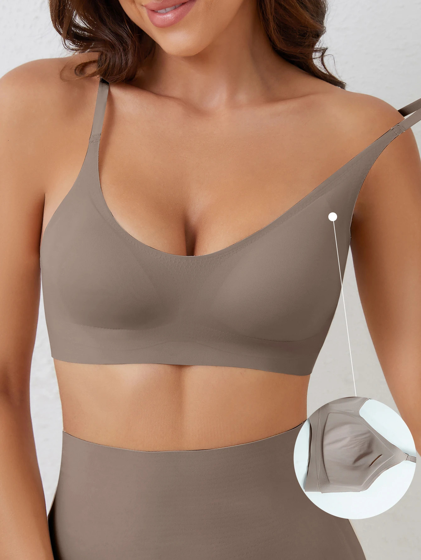 Soft Support Seamless Underwear Comfortable Gathering No Steel Ring Collection Light Thin Breathable Bra Style 250617