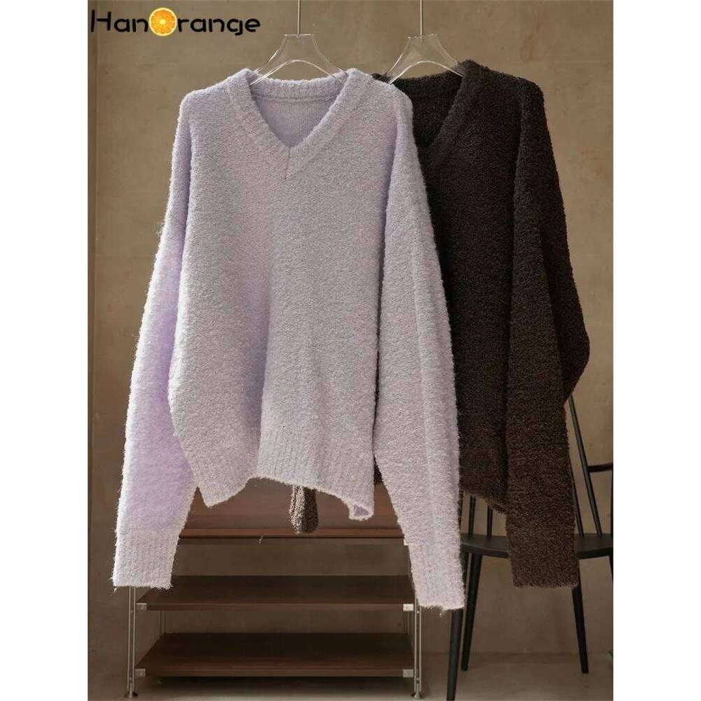 HanOrange 2024 Winter Lazy Sweater Women V-neck Loop Yarn Loose Silhouette Soft Warm Top Female Purple/Coffee