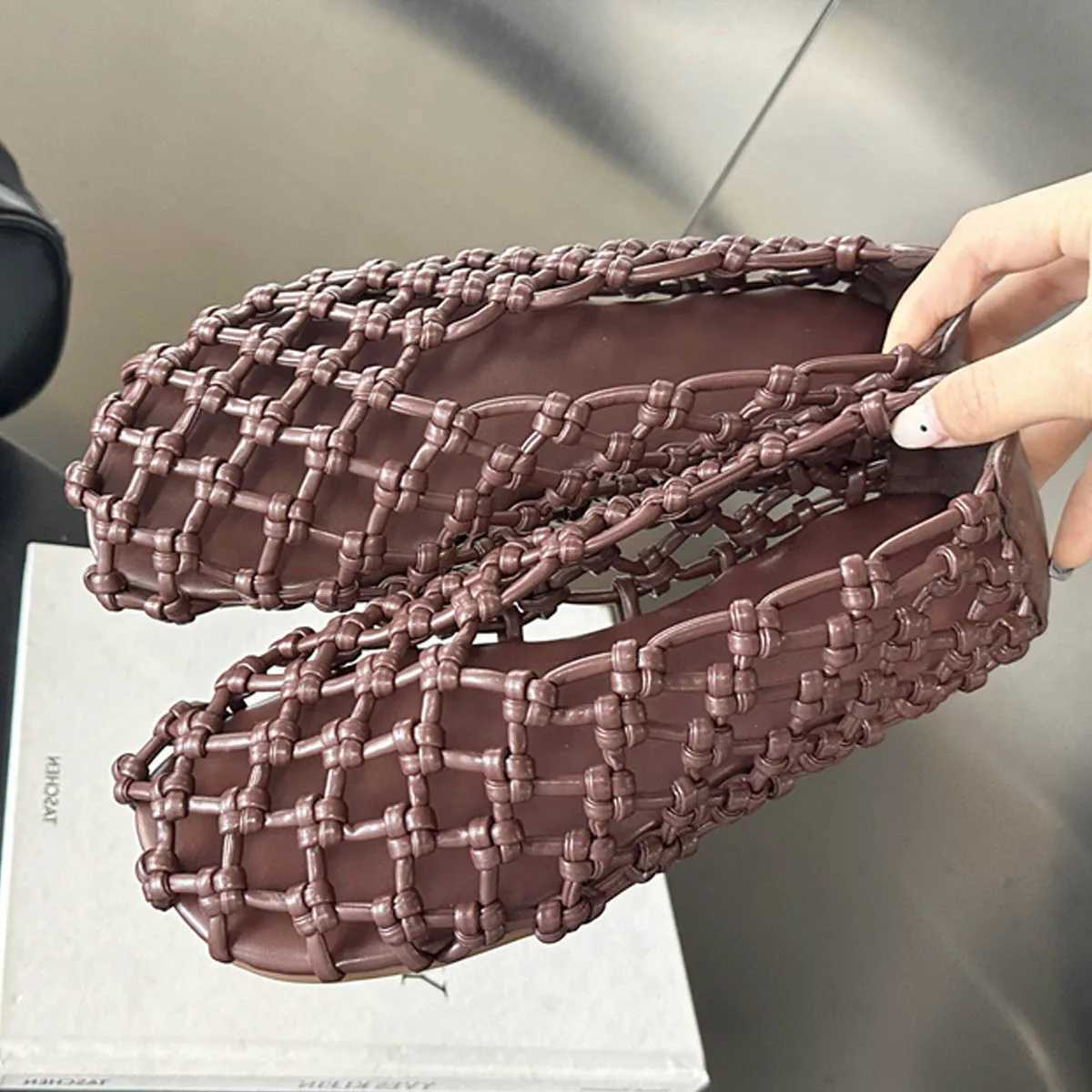 Eilyken New Design Comfortable Breathable Hollow Out Women Flat Shoes Elegant Casual Dress Mules Sandals Large Size 43 Z250617