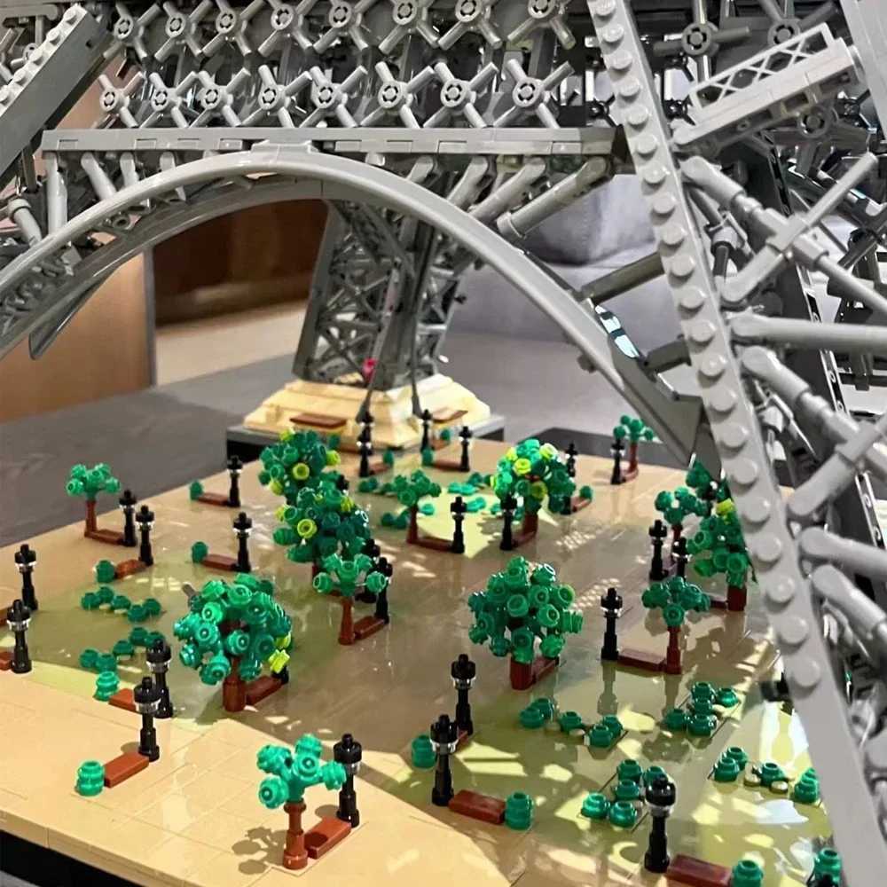 New 10001Pcs Eiffel Tower Building Blocks Compatible with 10307 Model Bricks Paris Architecture Birthday Adults Toys Christmas GiftsXJ260617