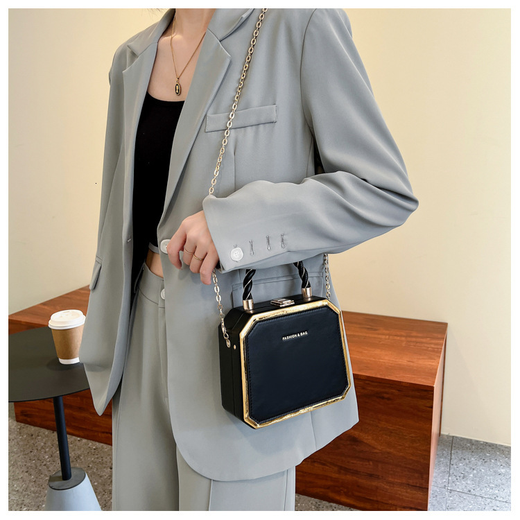 Free Shipping 2025 New Designer Bag Women's High-end Solid Color Boxed Handbag High-end Multifunctional Niche Fashion High-quality Shopping Bag