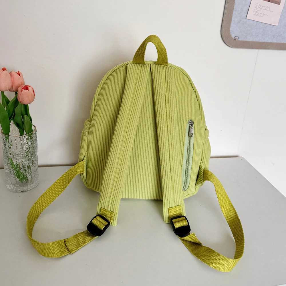 Simple Solid Color Backpack for Women New Student Backpack Large Capacity Commuting Backpack Z250617
