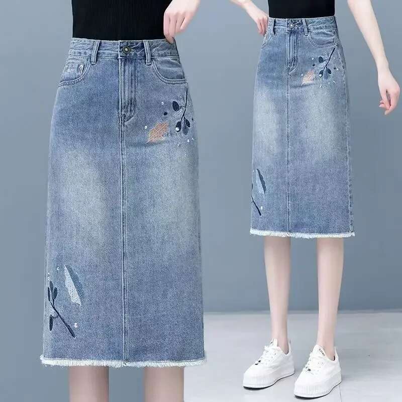 Jeans Skirts for Women Premium New In Trend 2025 Embroidery Tight Woman Denim Skirt Chic and Elegant Y2k Vintage Clothing Sales