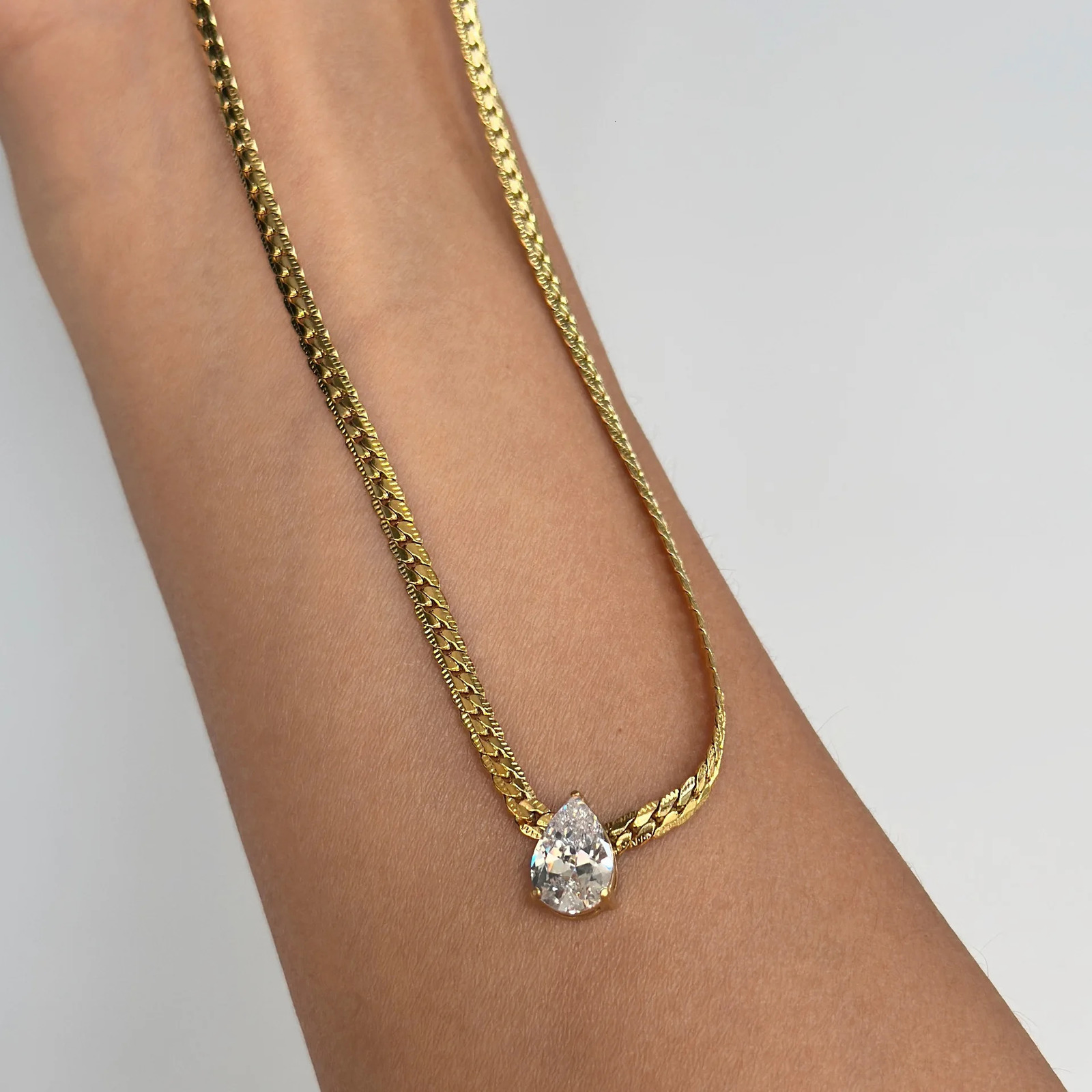 Arrival 18k Gold Plated Waterproof Stainless Steel Waterdrop Droplet Shaped Zircon Pendant Chain Necklace YF4036 250613 - view 7