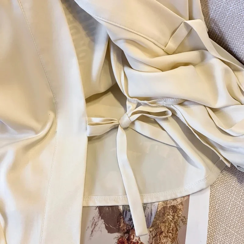 Satin Chinese Style Shirt for Women Embroidery Vintage Blouses Silk Clothing Loose V-Neck Tops Spring and Summer 250614
