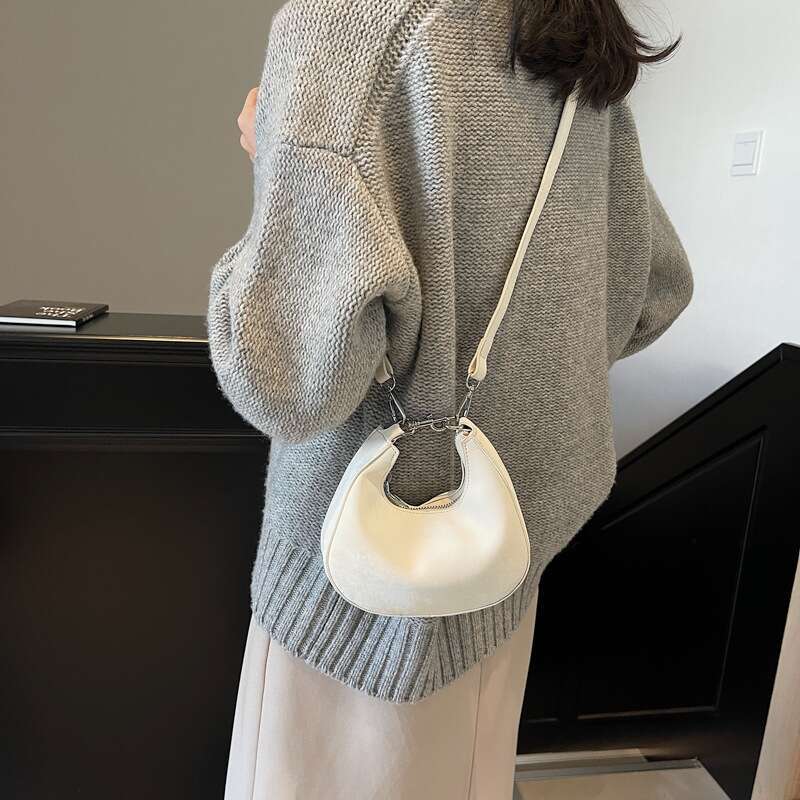 Designer Tote Purse Luxury Wallet Beach Mini Crescent Bag Trendy Letter Simple Retro Coin Purse Lipstick Crossbody Card Holder Handbag Hobo Backpack D
