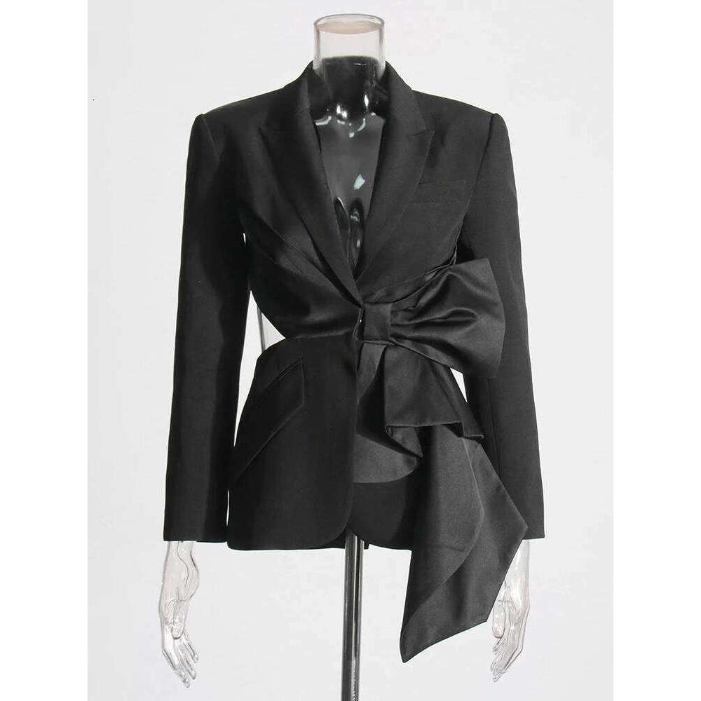 Designer Clothing 2025 TWOTWINSTYLE Solid Spliced Bowknot Hollow Out Blazer For Women Notched Collar Long Sleeve Tunic Temperament Blazers Female New