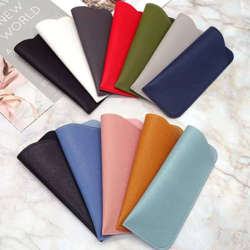 Soft PU Leather Glasses Pouch Sunglasses Case with Protective Fabric Lining Versatile Eye Accessory Storage Bag for Goggles Specs