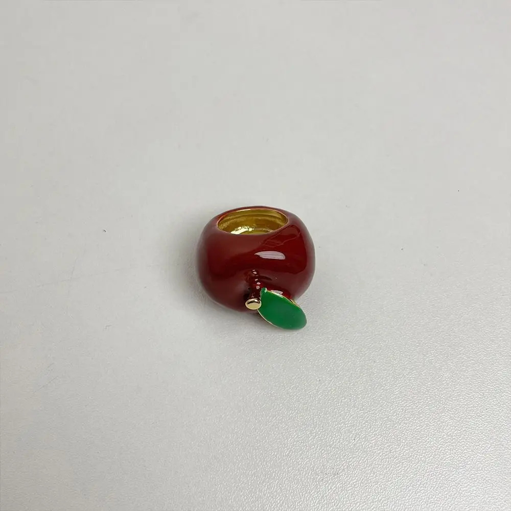 Personality Strawberry Drip Oil Ring Geometric Dripping Oil Painting Ring Alloy Korean Style Fruit Enamel Ring Gift 250616