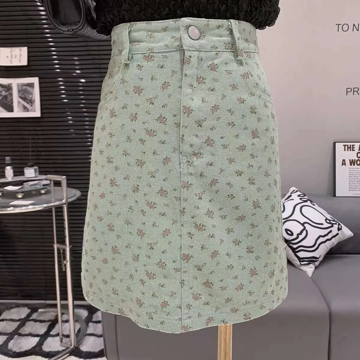 New In Vintage High Waist Flowers Jeans Skirts for Women Harajuku Cheap Summer 2025 Aesthetic Stylish Modest Woman Denim Skirt